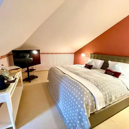 Apartment Julian Mansarde *